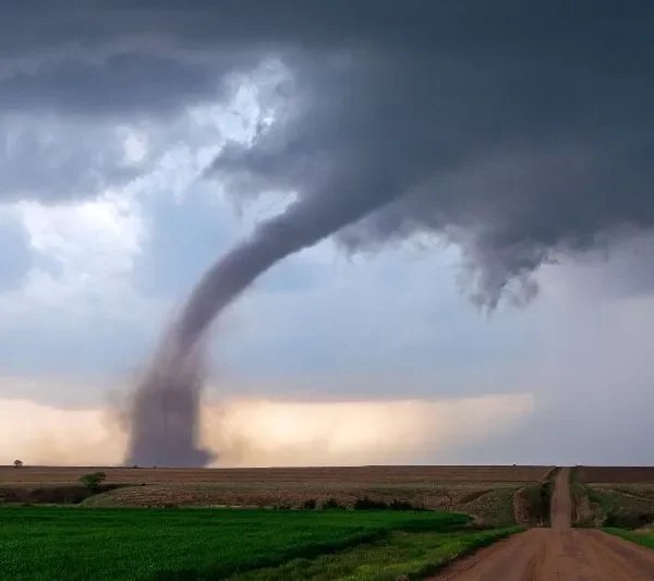 Tornados en Chile: Riesgos y Adaptación Climática Urgente